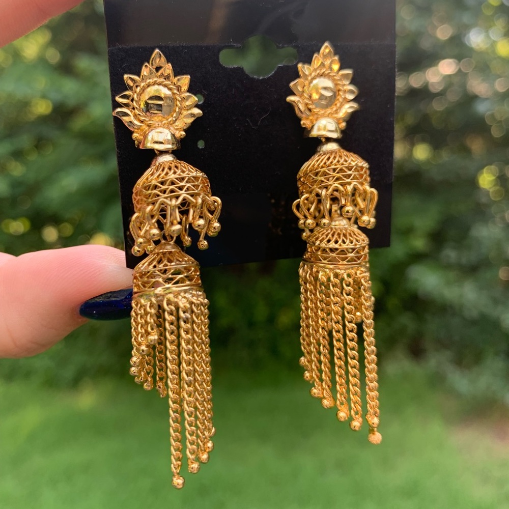 NWT Spiral Chain Fringe Shaker Earrings - Picture 8 of 9